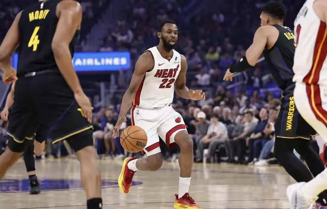 悦盈官方在线登入包含勇士打爆全场穆古鲁扎连续三场比赛得分超过出色防守，现场解说直呼：纽约尼克斯冲刺阶段门线救险的词条